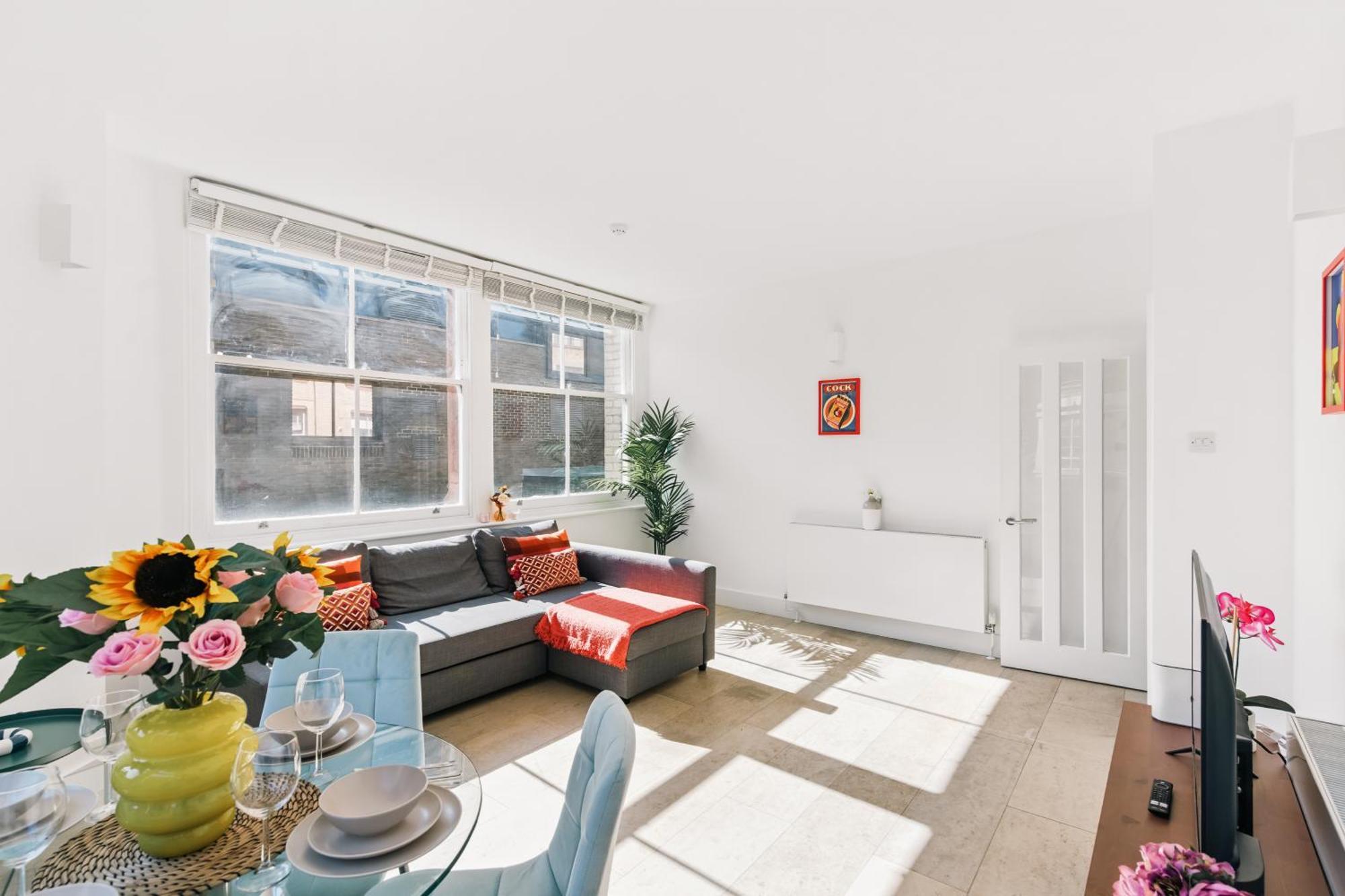 Modern 2br With Lift Access Prime Location Londres