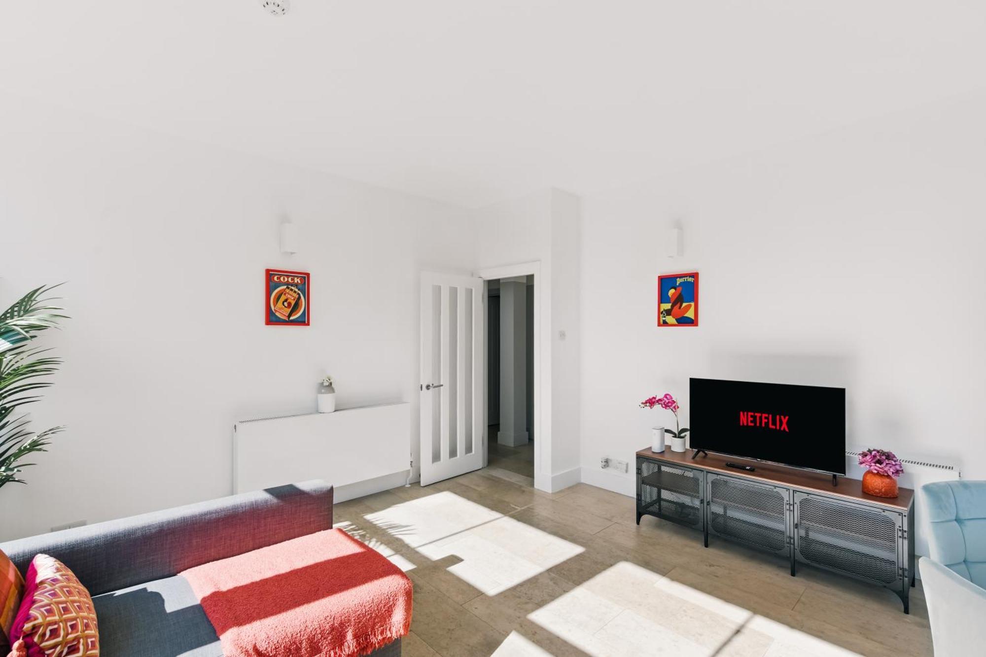 Modern 2br With Lift Access Prime Location Apartamento Londres